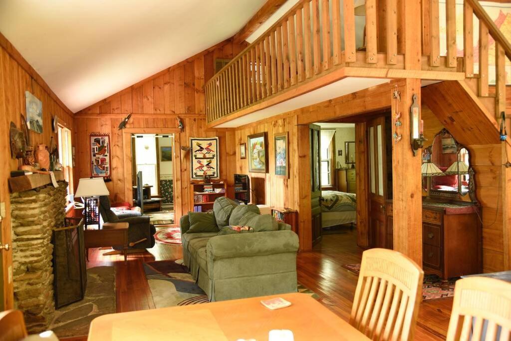 Fox Trot Cabin Meadows of Dan Exterior photo