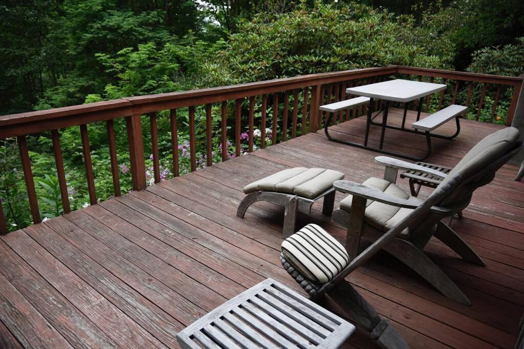 Fox Trot Cabin Meadows of Dan Exterior photo